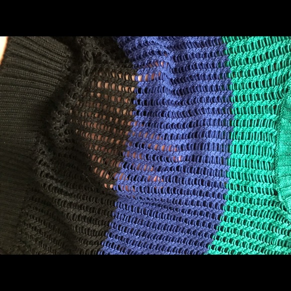 Color Block Knit Sweater - Picture 2 of 3